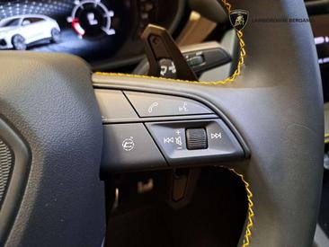 Lamborghini Urus — photo 14