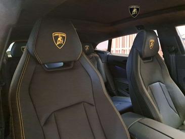 Lamborghini Urus — photo 16