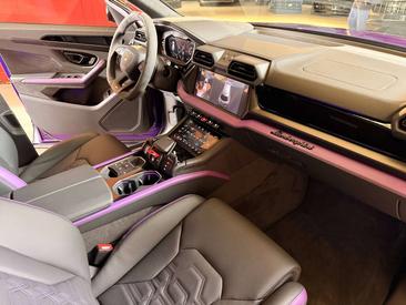 Lamborghini Urus — photo 8