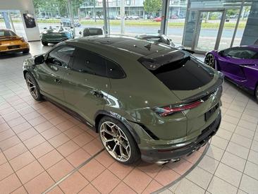 Lamborghini Urus Performante — photo 7
