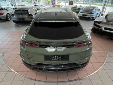 Lamborghini Urus Performante — photo 11