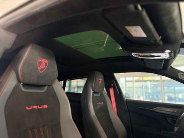 Lamborghini Urus Performante — photo 22