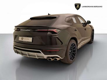 Lamborghini Urus — photo 4