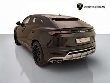 Lamborghini Urus — photo 6