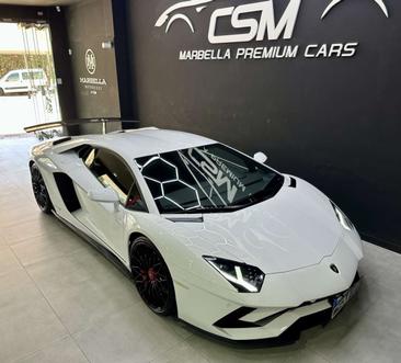 Lamborghini Aventador — photo 5