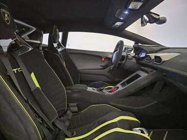 Lamborghini Huracán STO — photo 6