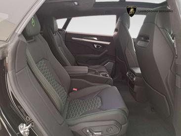 Lamborghini Urus — photo 10