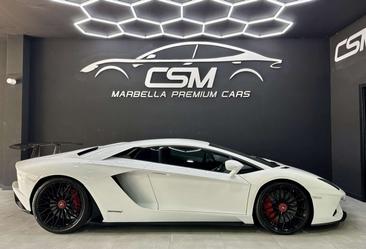 Lamborghini Aventador — photo 8