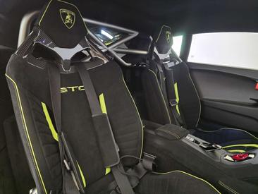 Lamborghini Huracán STO — photo 8
