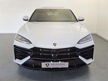 Lamborghini Urus — photo 5
