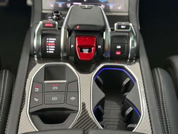 Lamborghini Urus — photo 14