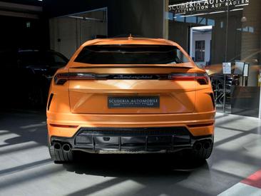 Lamborghini Urus — photo 4