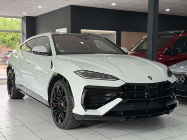 Lamborghini Urus — photo 24