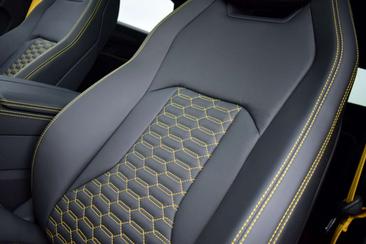 Lamborghini Urus — photo 12