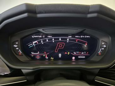 Lamborghini Urus — photo 35