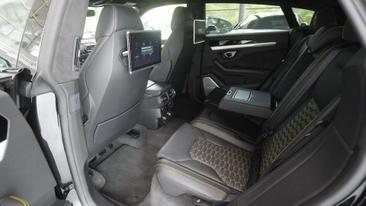 Lamborghini Urus — photo 11