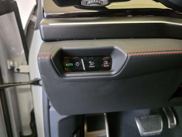 Lamborghini Urus — photo 29