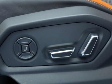 Lamborghini Urus — photo 25