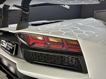 Lamborghini Aventador — photo 45