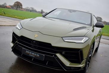 Lamborghini Urus — photo 42