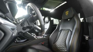 Lamborghini Urus — photo 22