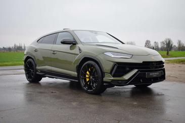 Lamborghini Urus — photo 43