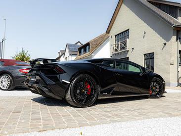 Lamborghini Huracán Tecnica — photo 9