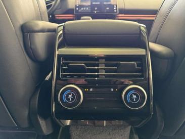 Land Rover Range Rover Sport D300 Dynamic HSE Pano HUD 22" Blanc — photo 16