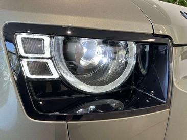Land Rover Defender 110 SE IVA ESPOSTA 3.0D I6 200 CV AWD Auto — photo 18