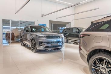 Land Rover Range Rover Autobiography 3.0 P550e PHEV — photo 6