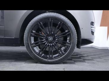 Land Rover Range Rover Autobiography P530 SWB AWD — photo 10