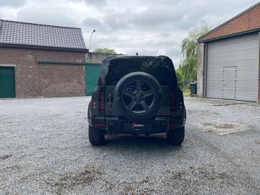 Land Rover Defender 110 X-Dynamic SE 3.0 D MHEV D200 — photo 6