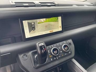 Land Rover Defender 110 X-Dynamic SE 3.0 D MHEV D200 — photo 24