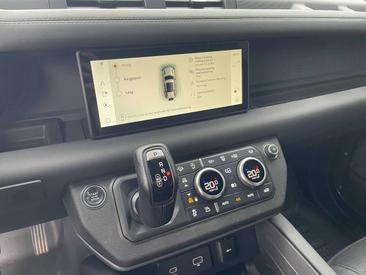 Land Rover Defender 110 X-Dynamic SE 3.0 D MHEV D200 — photo 33