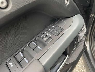 Land Rover Defender 110 X-Dynamic SE 3.0 D MHEV D200 — photo 38