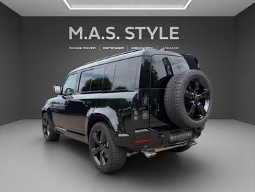 Land Rover Defender 110 P425 X-Dynamic HSE MY2026 — photo 6