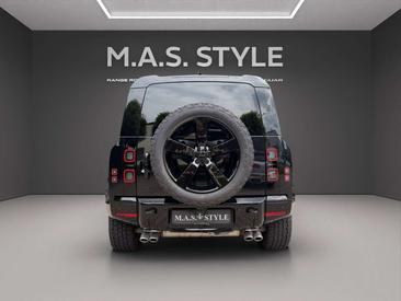Land Rover Defender 110 P425 X-Dynamic HSE MY2026 — photo 7