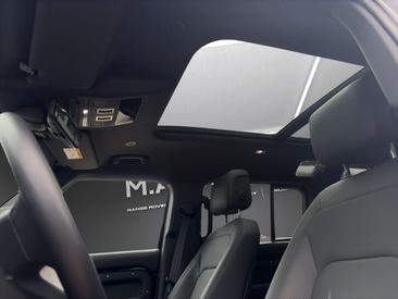 Land Rover Defender 110 P425 X-Dynamic HSE MY2026 — photo 12