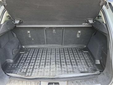 Land Rover Range Rover Evoque P300e S — photo 7
