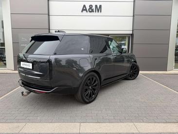 Land Rover Range Rover P460e HSE — photo 5