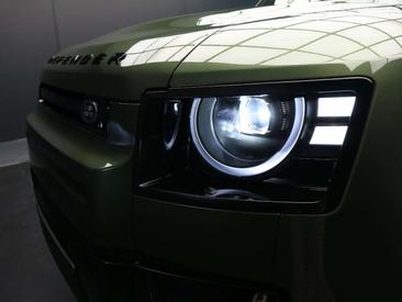 Land Rover Defender 110 X-Dynamic HSE 3.0D I6 250 CV AWD Auto — photo 10