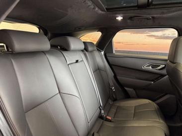 Land Rover Range Rover Velar D300 Autobio Black Pack HUD Pano Noir — photo 6