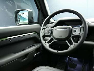 Land Rover Defender 110 X-Dynamic HSE 3.0D I6 250 CV AWD Auto — photo 13