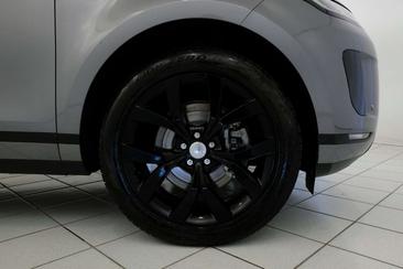 Land Rover Range Rover Evoque 2.0D I4 204 MHEV SE AWD SE — photo 8