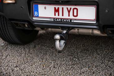 Land Rover Defender — photo 11