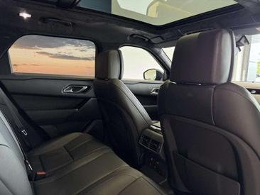 Land Rover Range Rover Velar D300 Autobio Black Pack HUD Pano Noir — photo 16