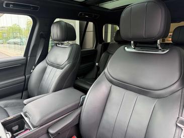 Land Rover Range Rover P460e HSE — photo 17