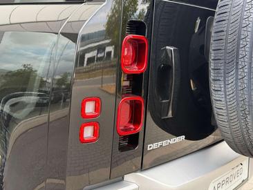 Land Rover Defender 90 D200 SE — photo 13
