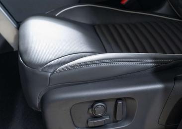 Land Rover Discovery D300 — photo 15