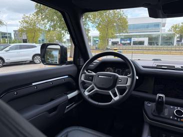 Land Rover Defender 90 D200 SE — photo 15